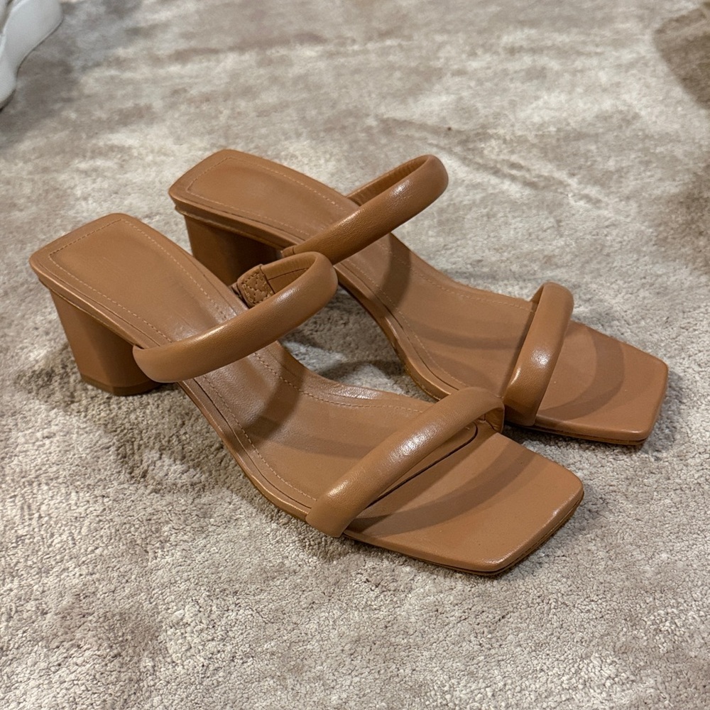 SCHUTZ Tan Block Heel Sandals